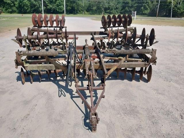 Image of International Harvester 470 equipment image 1