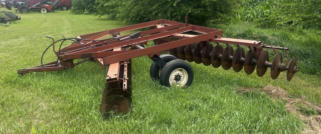 Image of International Harvester 470 equipment image 1