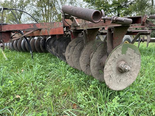 Image of International Harvester 470 equipment image 3