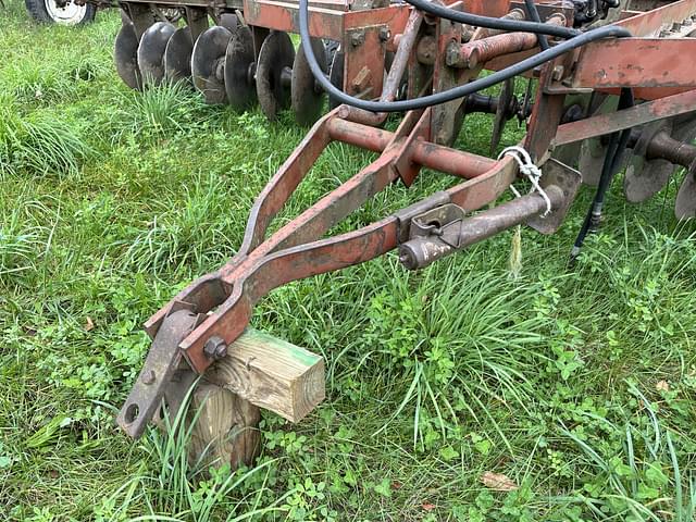 Image of International Harvester 470 equipment image 1