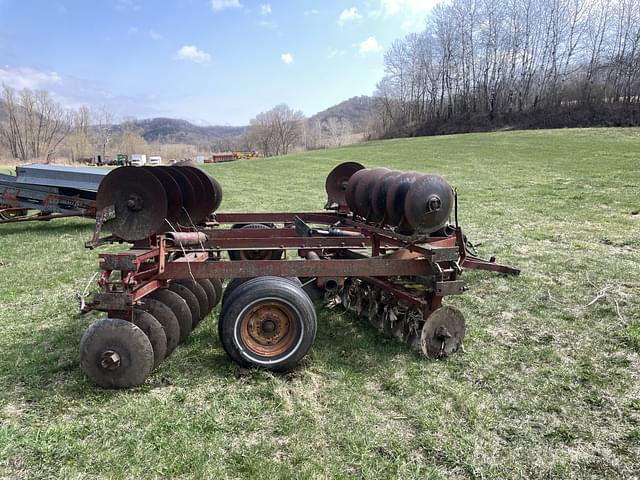 Image of International Harvester 470 equipment image 3