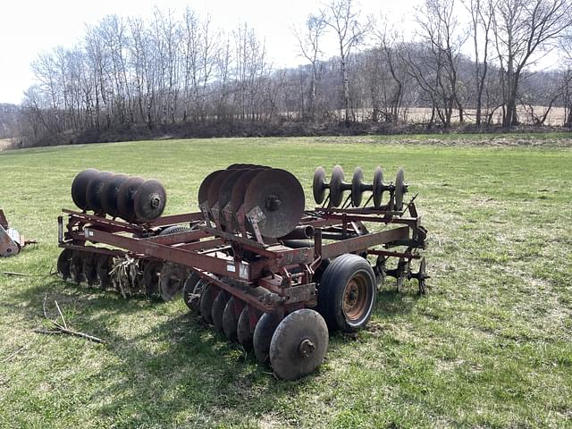 Image of International Harvester 470 equipment image 4