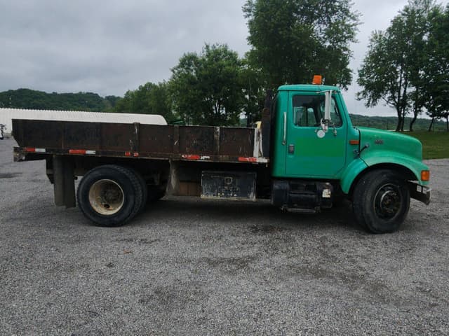 Image of International 4700 equipment image 1