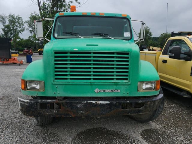 Image of International 4700 equipment image 2