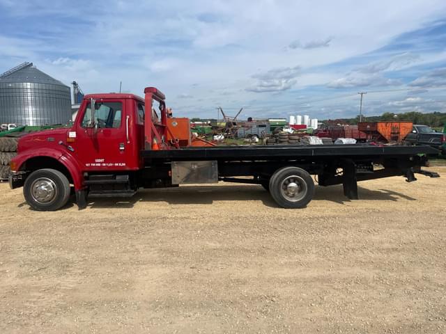 Image of International 4700 equipment image 1