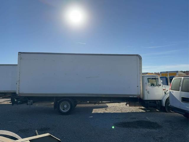 Image of International 4700 equipment image 4