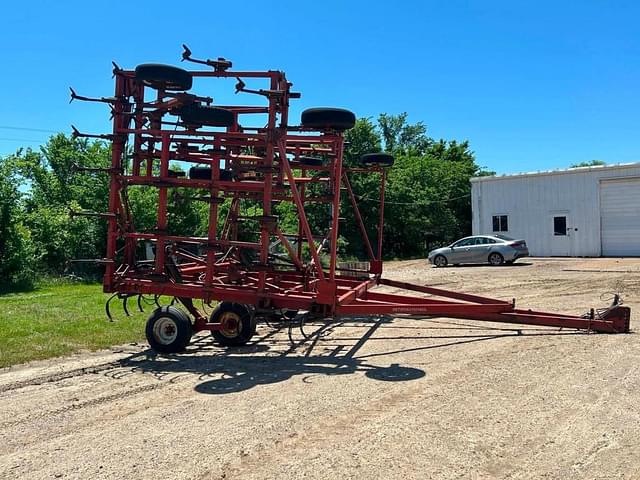Image of International Harvester 4700 equipment image 4