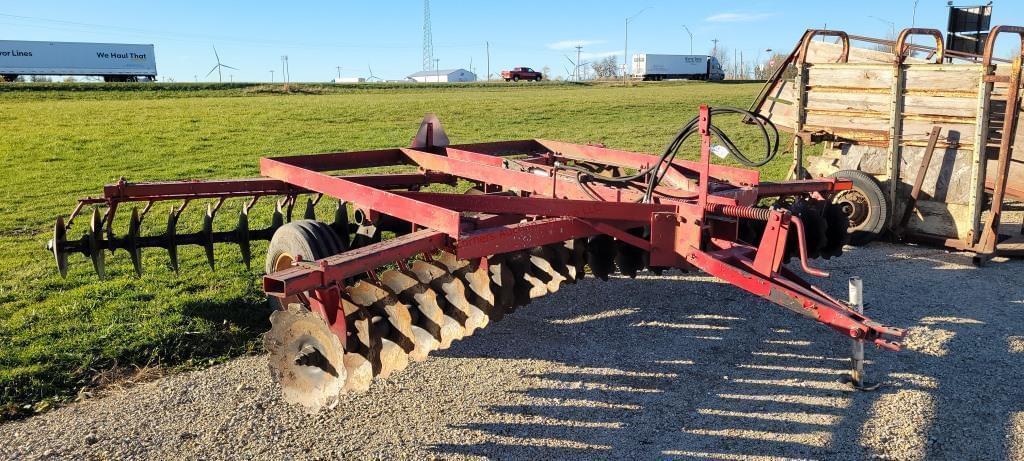 Image of International Harvester 475 Primary image