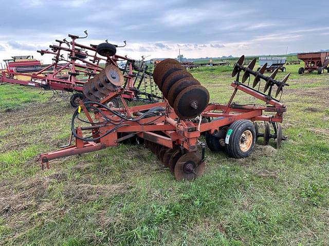 Image of International Harvester 475 equipment image 4