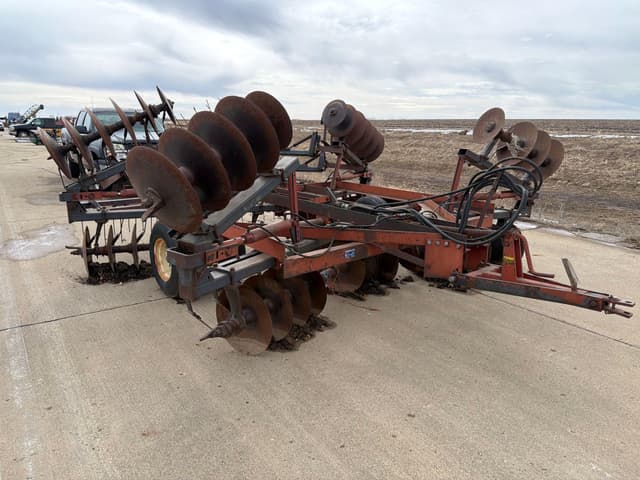 Image of International Harvester 475 equipment image 1