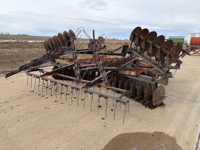 Image of International Harvester 475 equipment image 2