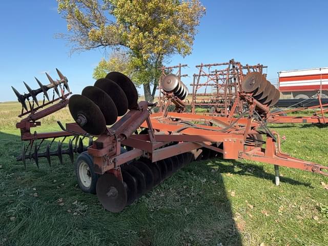 Image of International Harvester 475 equipment image 1
