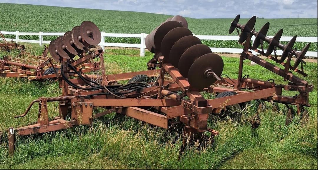 Image of International Harvester 475 Primary image