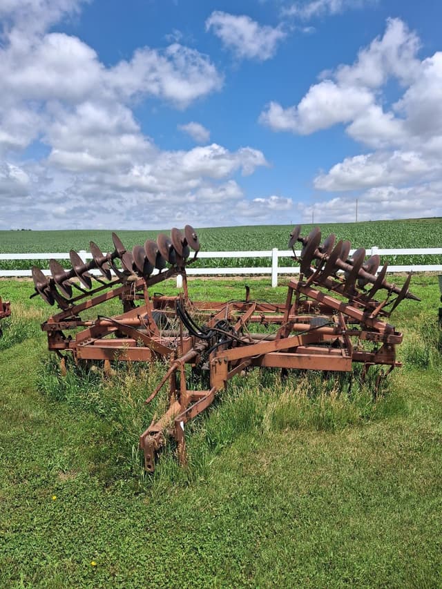 Image of International Harvester 475 equipment image 1