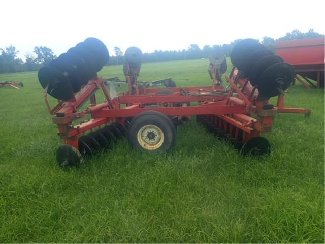 Image of International Harvester 475 equipment image 1