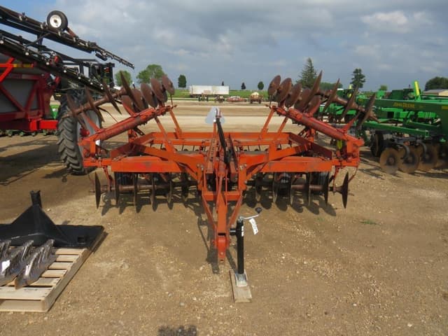 Image of International Harvester 475 equipment image 2