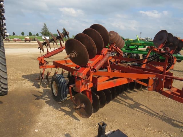 Image of International Harvester 475 equipment image 4