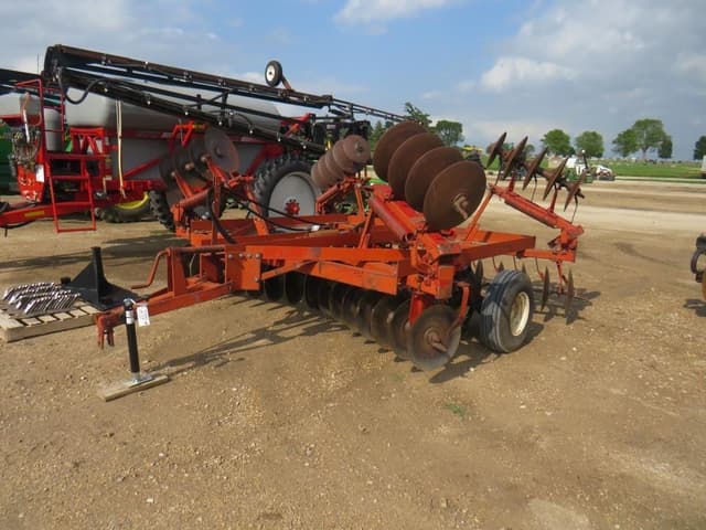 Image of International Harvester 475 equipment image 1