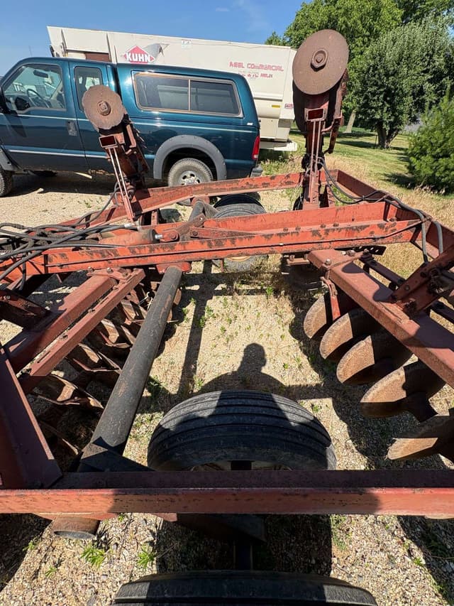 Image of International Harvester 475 equipment image 3