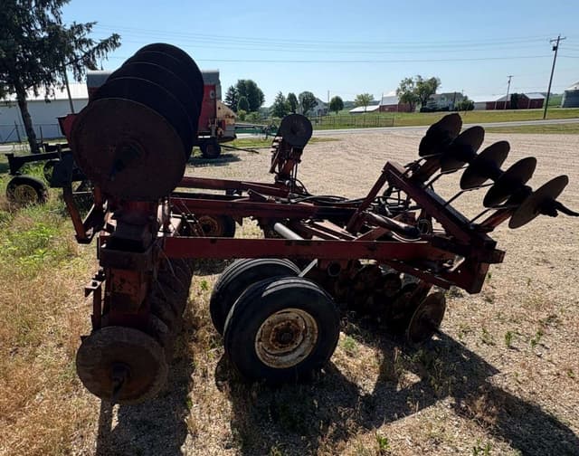 Image of International Harvester 475 equipment image 4