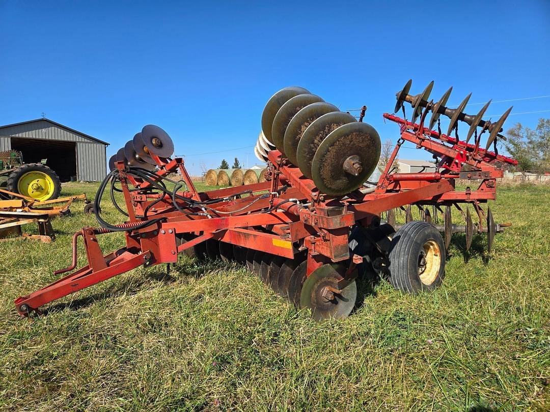 Image of International Harvester 475 Primary image