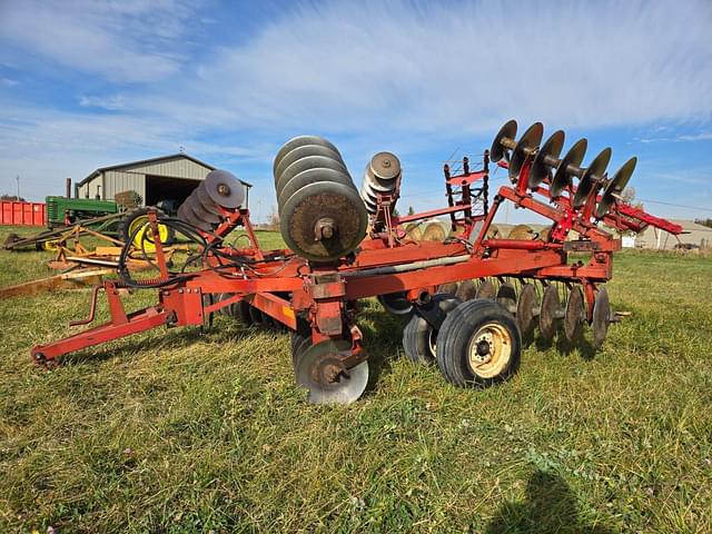 Image of International Harvester 475 equipment image 2