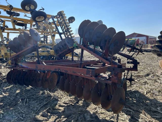 Image of International 475 equipment image 3