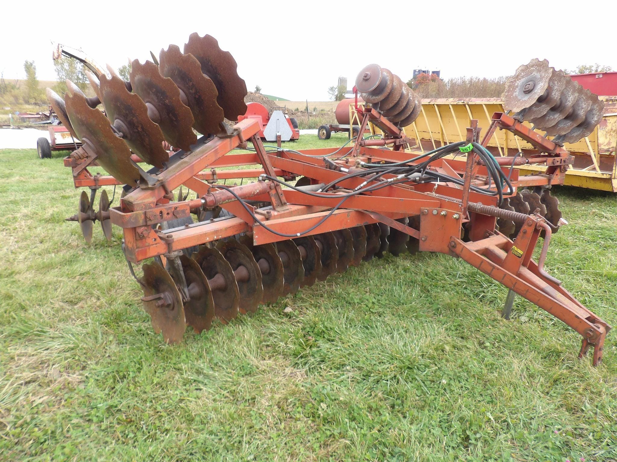 International Harvester 475 Equipment Image0