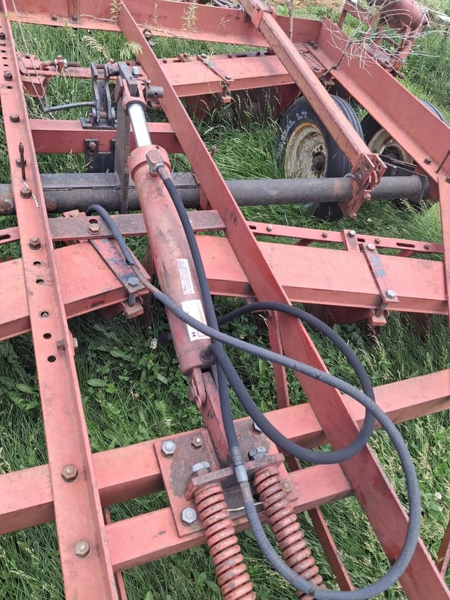Image of International Harvester 480 equipment image 3