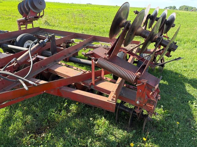 Image of International Harvester 480 equipment image 4