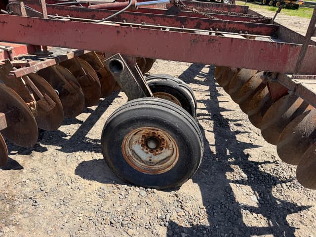 Image of International Harvester 480 equipment image 4