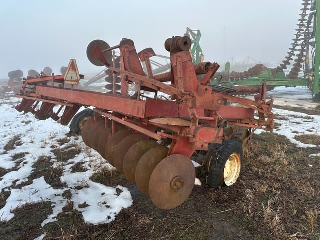 Image of International Harvester 480 equipment image 2