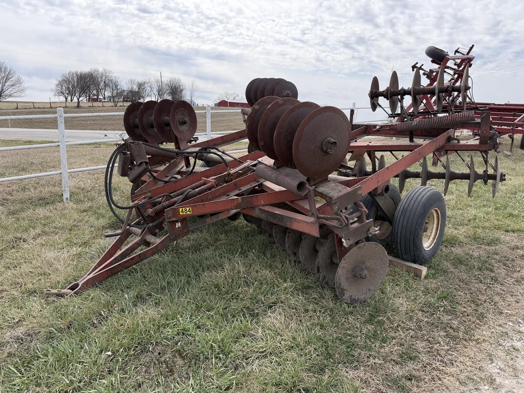 Image of International Harvester 480 Image 0