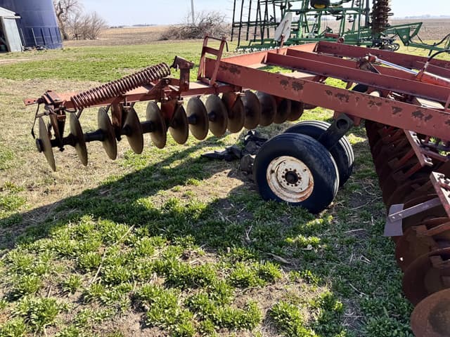Image of International Harvester 480 equipment image 3