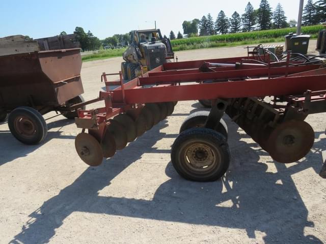 Image of International Harvester 480 equipment image 4