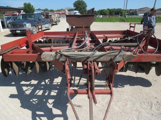 Image of International Harvester 480 equipment image 2