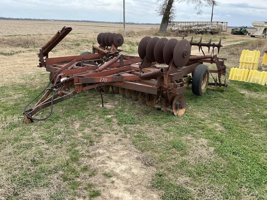 Image of International Harvester 480 Image 0