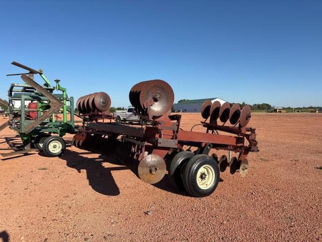 Image of International Harvester 480 equipment image 4
