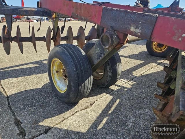 Image of International Harvester 480 equipment image 2