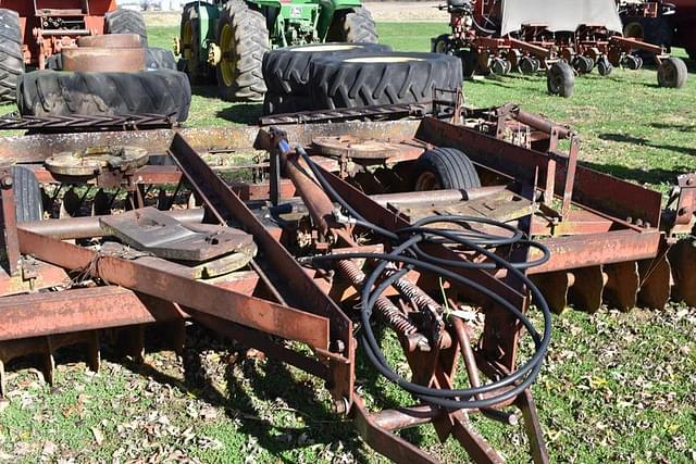 Image of International Harvester 480 equipment image 4