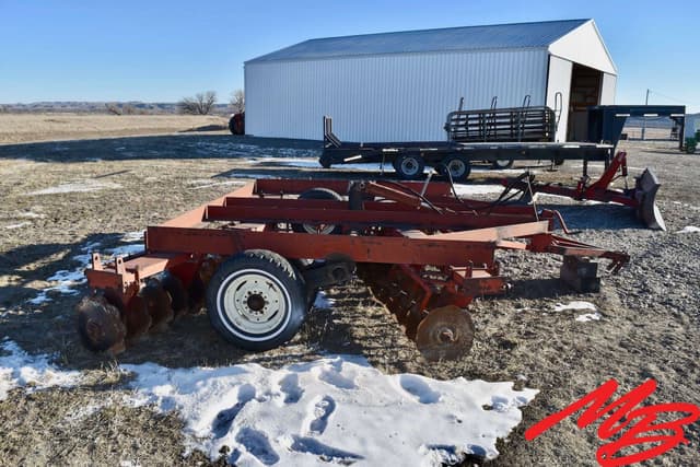 Image of International Harvester 480 equipment image 3