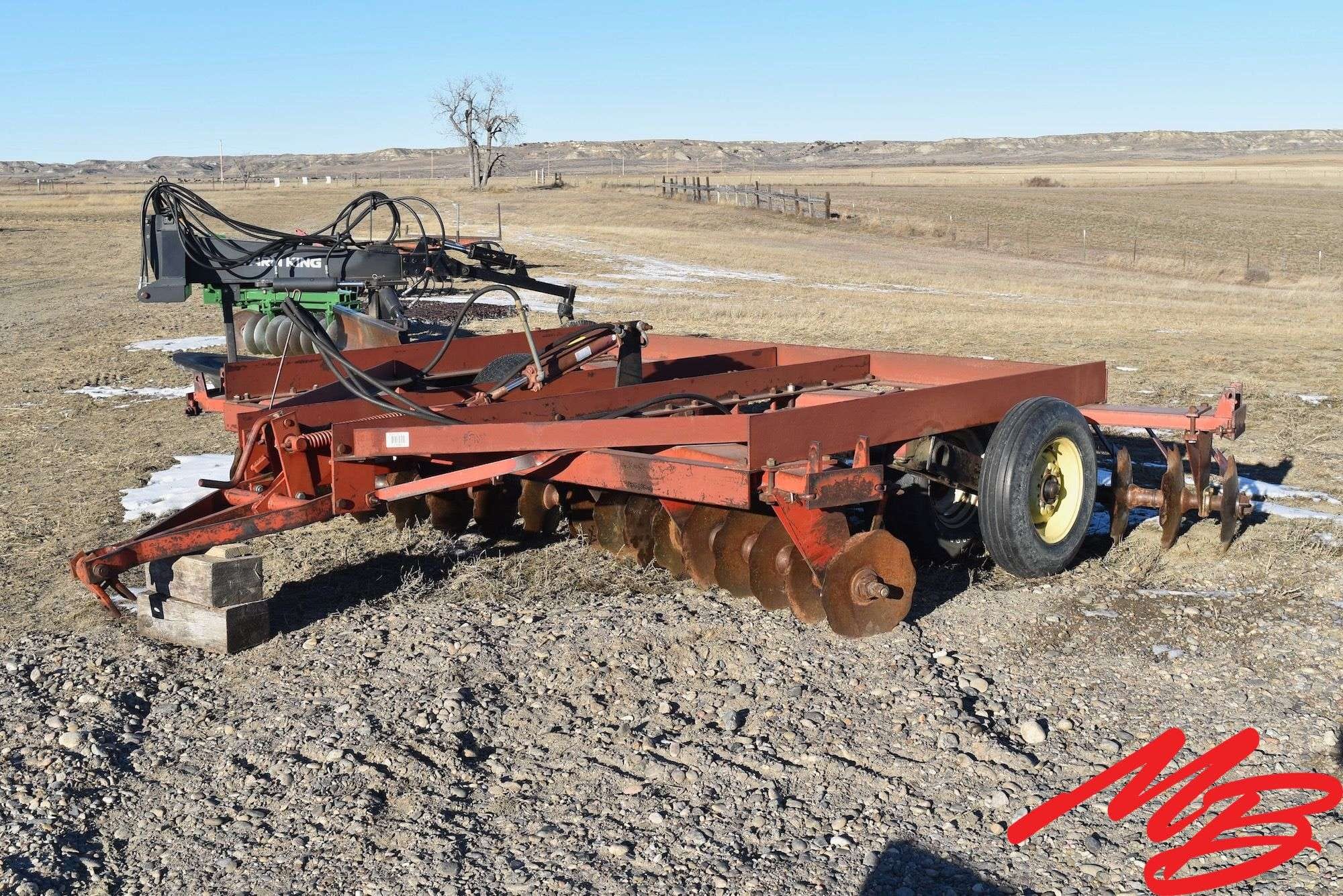 International Harvester 480 Equipment Image0