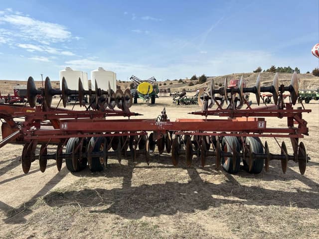 Image of International Harvester 480 equipment image 4