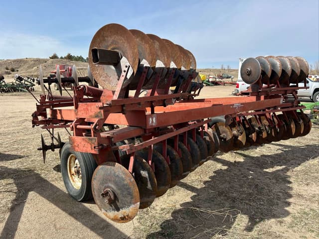 Image of International Harvester 480 equipment image 3