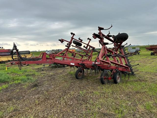 Image of International Harvester 4800 equipment image 3