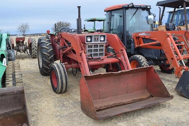 Image of International Harvester 484 equipment image 3