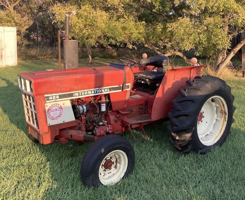 Main image International Harvester 484