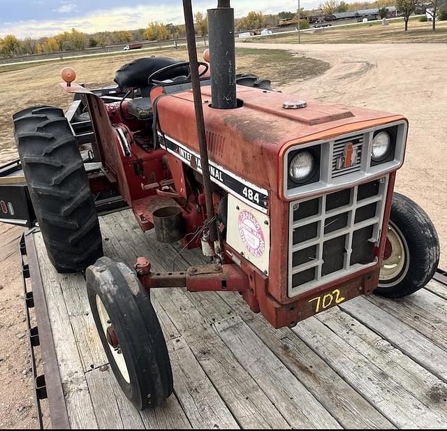 Image of International Harvester 484 equipment image 3