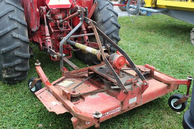 Image of International Harvester 484 equipment image 3