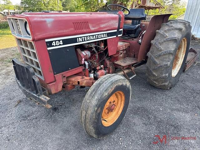 Image of International Harvester 484 equipment image 3